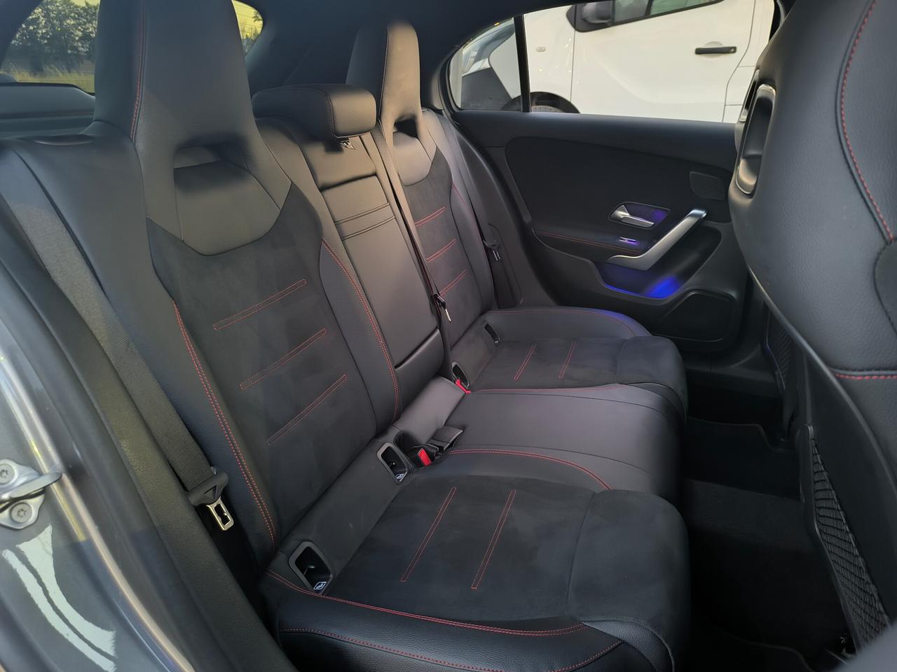 MERCEDES A AMG PREMIUM 118 200 D 116cv AUTOMATIC