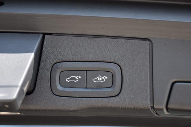 VOLVO XC60 D4 Geartronic Inscription *Sedili risc.,Navi*