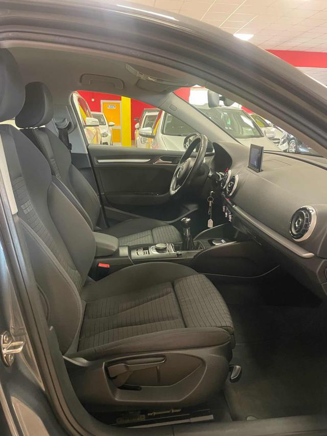 AUDI A3 SPB 2.0 TDI 150 CV clean diesel Attraction
