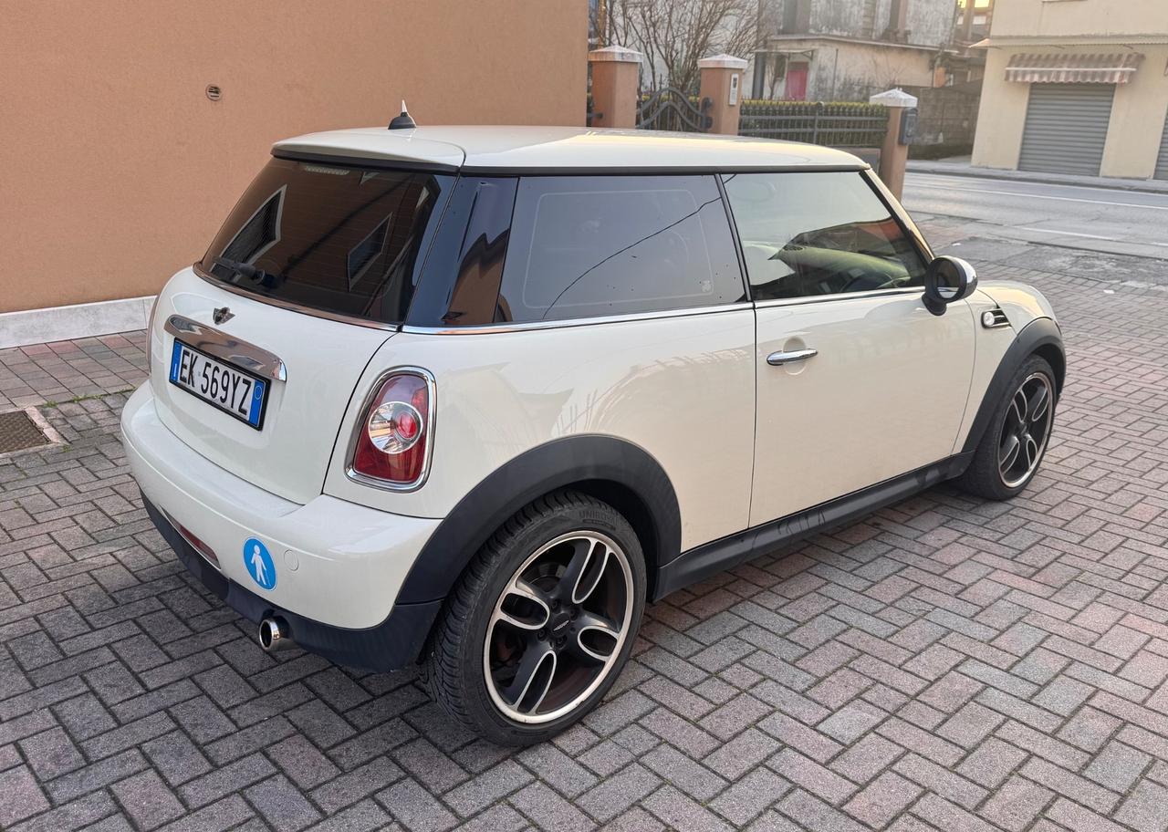 Mini 1.6 16V Cooper D Ok Neopatentati