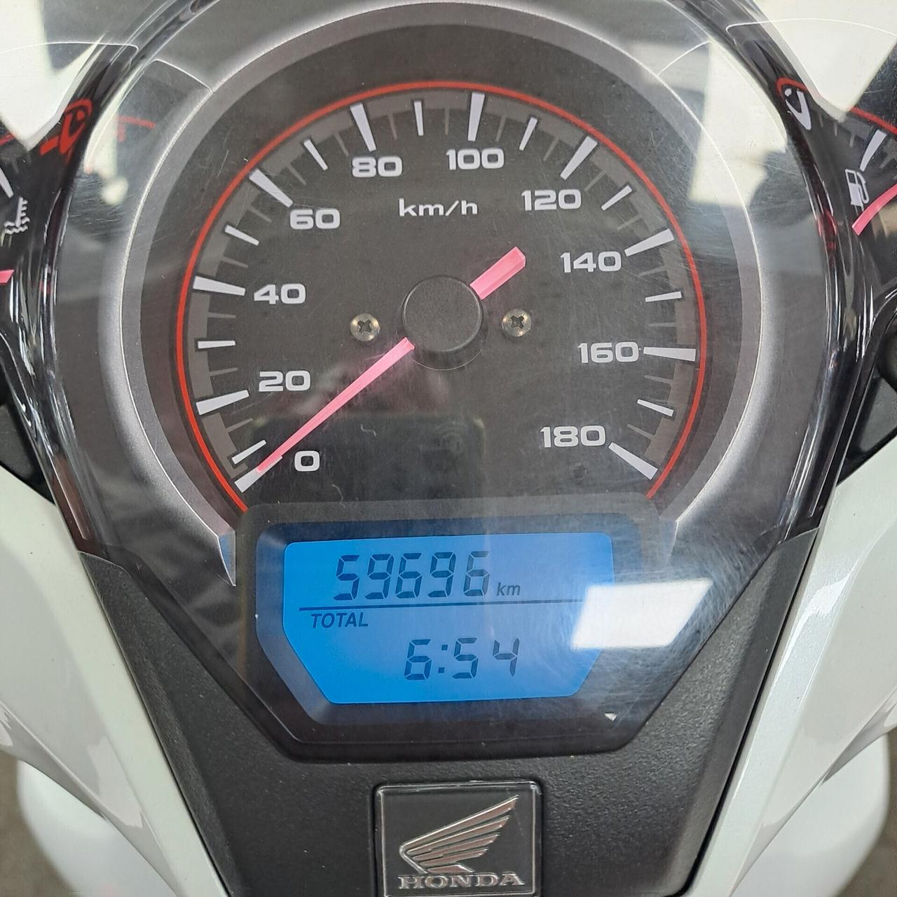 Honda SH 300 TUA ANCHE SENZA REDDITO