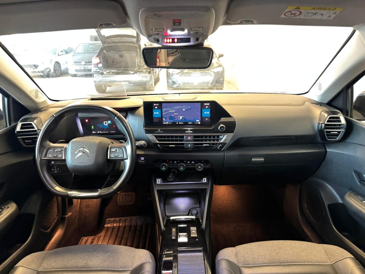 Citroen C4 PureTech 130 S&S EAT8 Shine