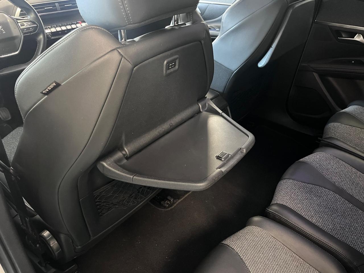 Peugeot 5008 BlueHDi 130 S&S Allure