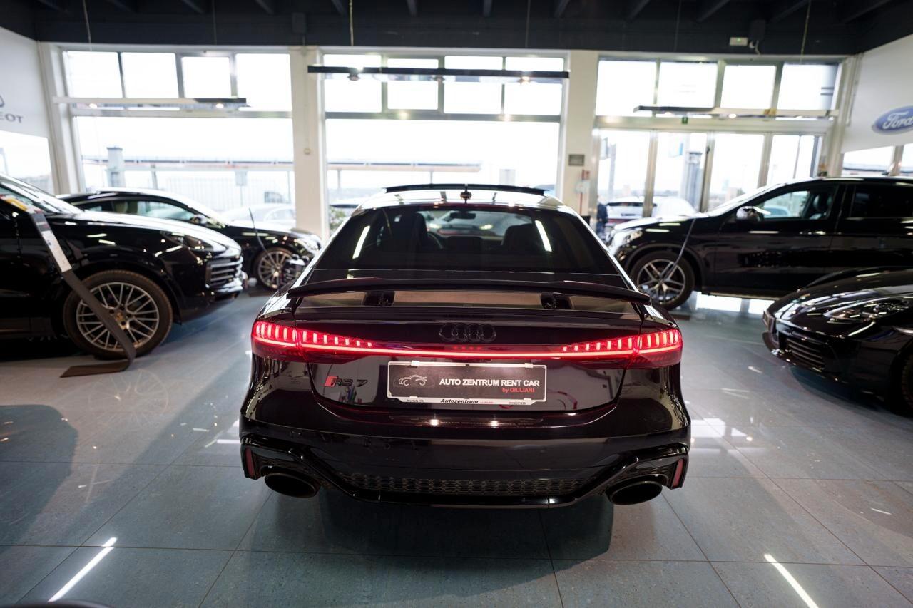 Audi A7 RS 7 SPB quattro tiptronic