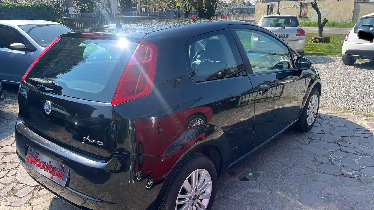 Fiat Grande Punto 1.4 Starjet 16V 3 porte Emotion