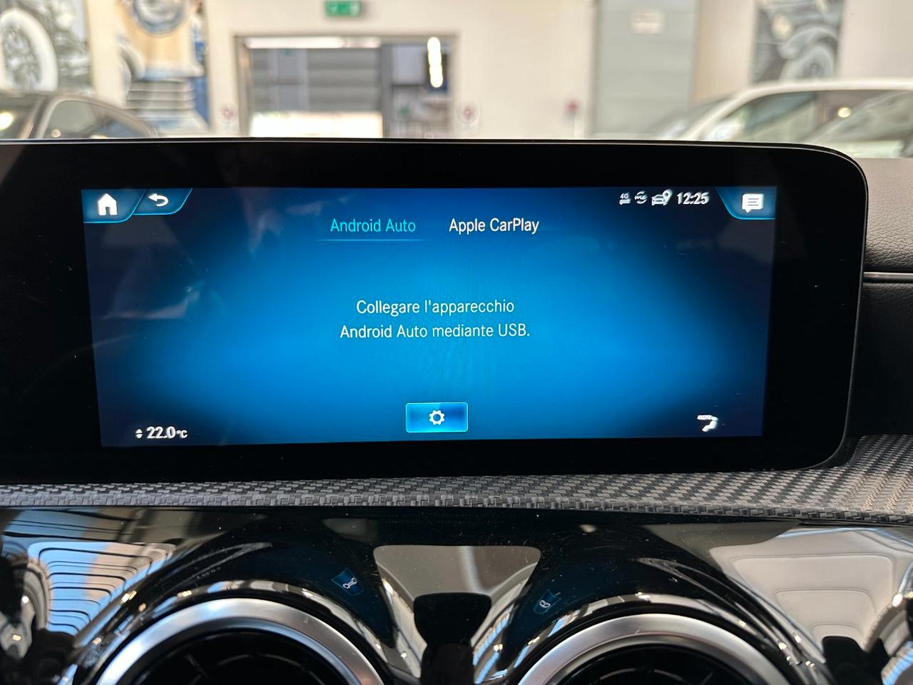 Mercedes CLA Shooting Brake 180 d Sport auto-LED-18"-Camera-Carplay-ACC