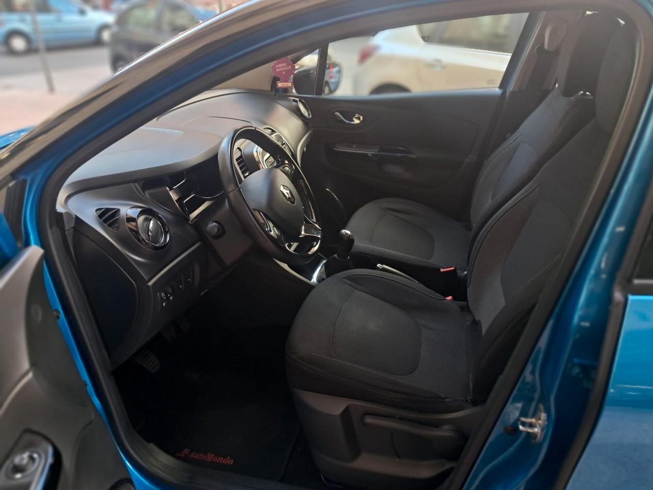 RENAULT CAPTUR 1.5 Diesel 90CV-NAVY-Euro7490