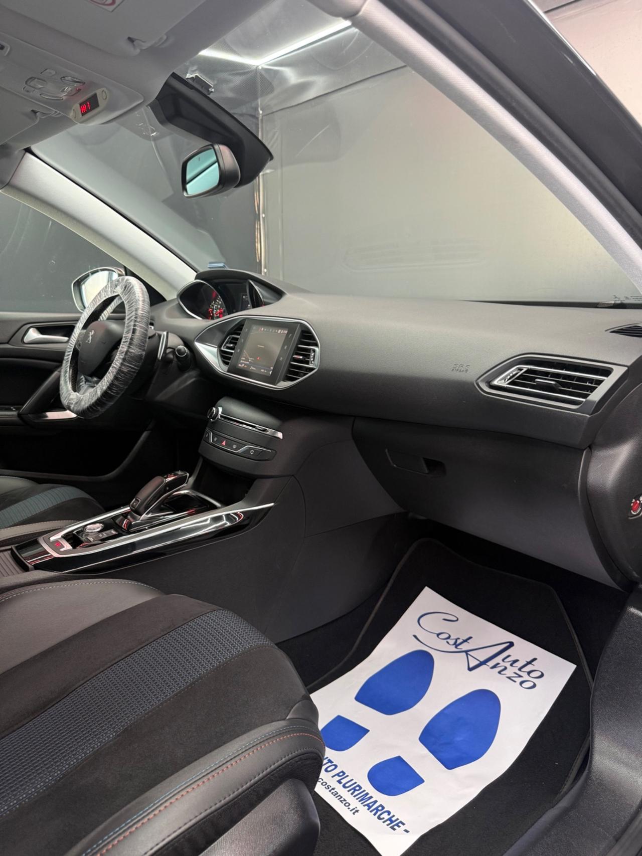 Peugeot 308 1.5 BlueHDi 130cv EAT8 Tech Edition FULL