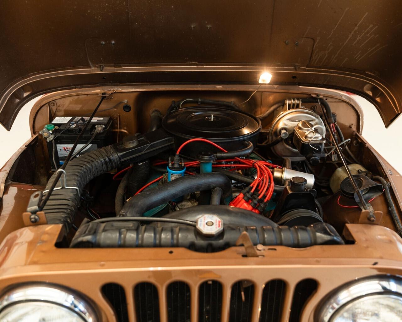 CJ-5 Golden Eagle V8 304 del 1979