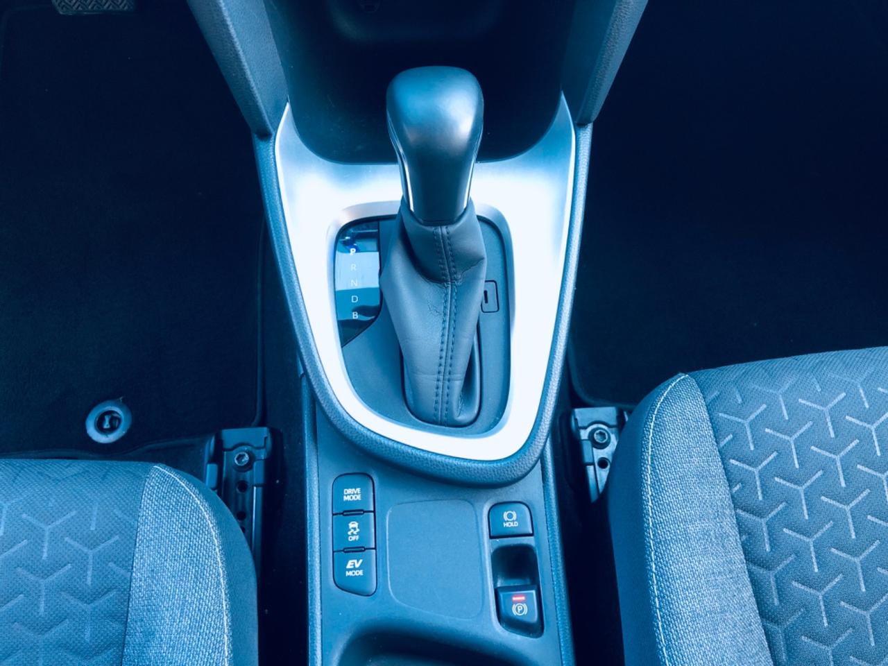 Toyota Yaris Cross 1.5 Hybrid 5p. carplay -telecamera