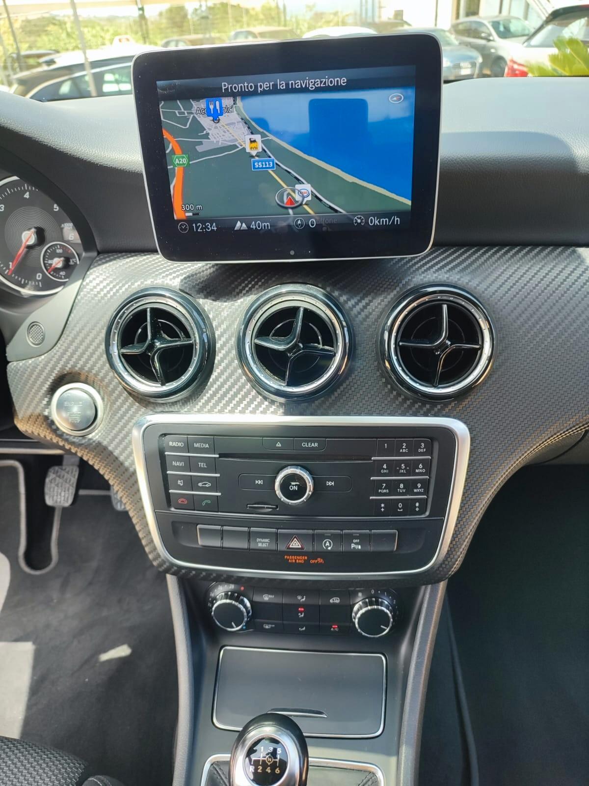 Mercedes-benz GLA 180 d Business