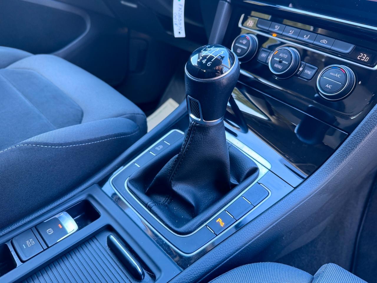 VW Golf 1.4 TGI 5p. Highline BMT