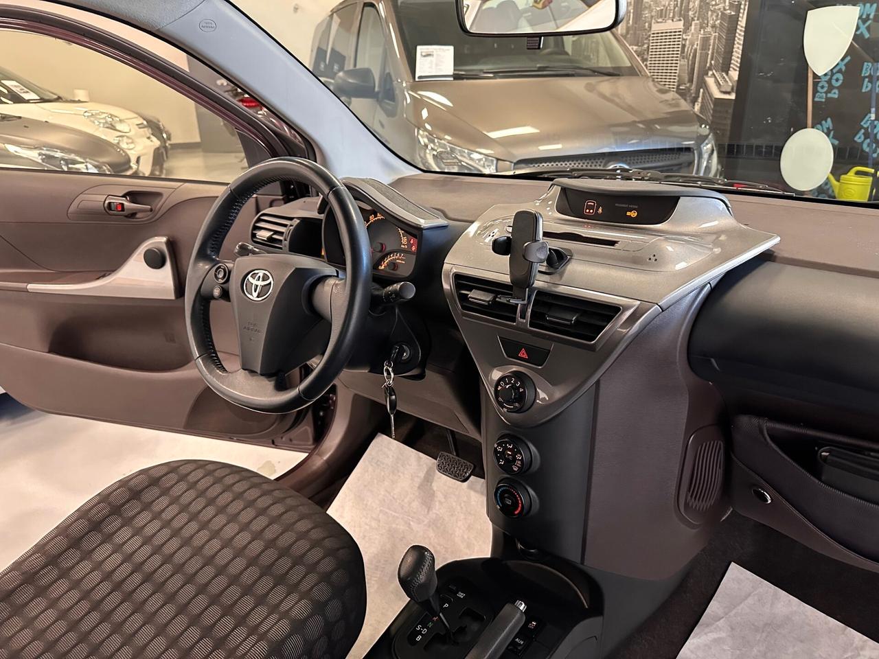 TOYOTA IQ 1.0 BENZINA CAMBIO AUTOMATICO