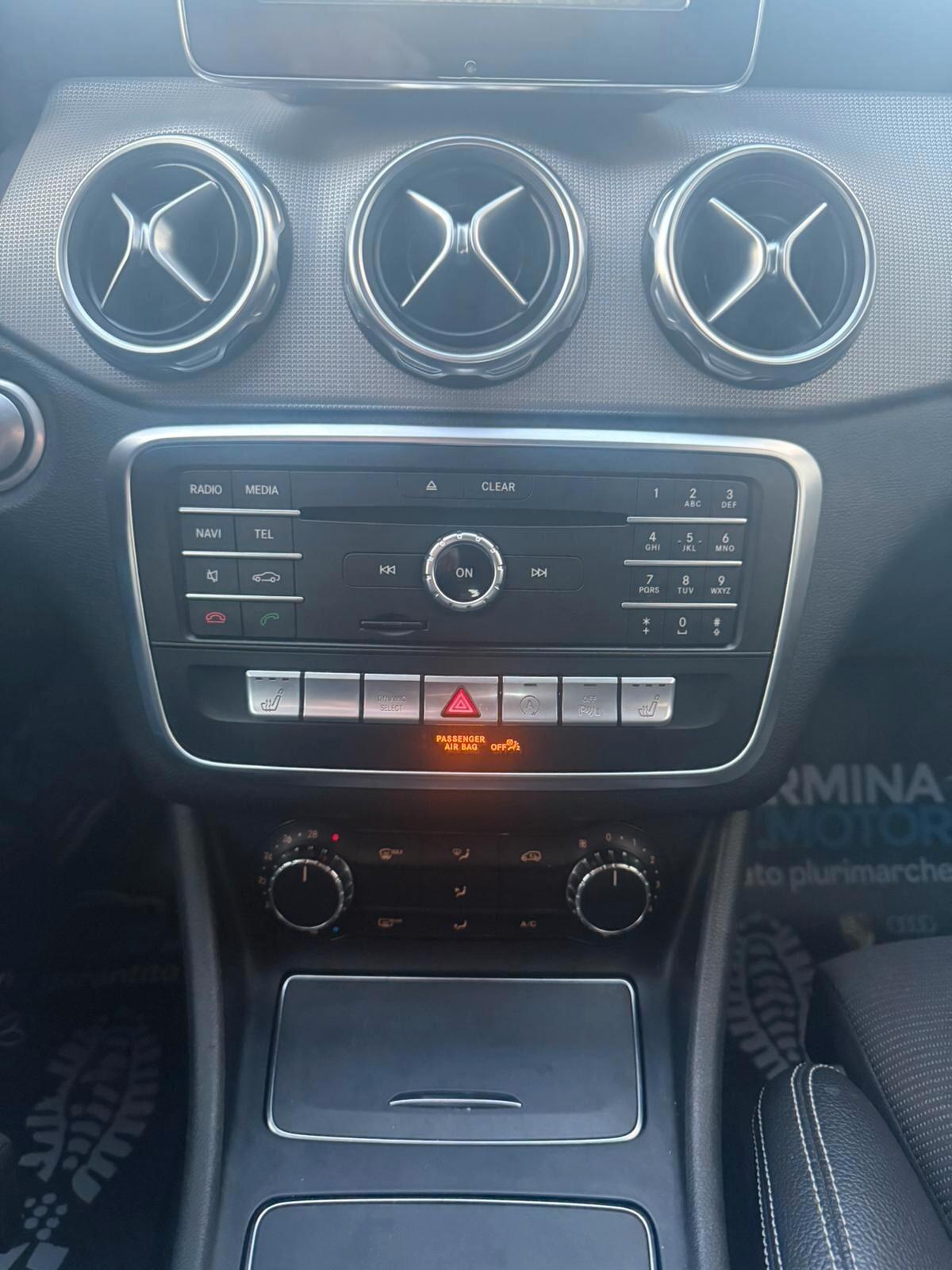 Mercedes-benz GLA 200CDI SPORT