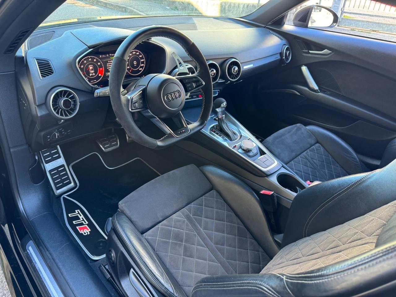 Audi TTS S tronic Quattro