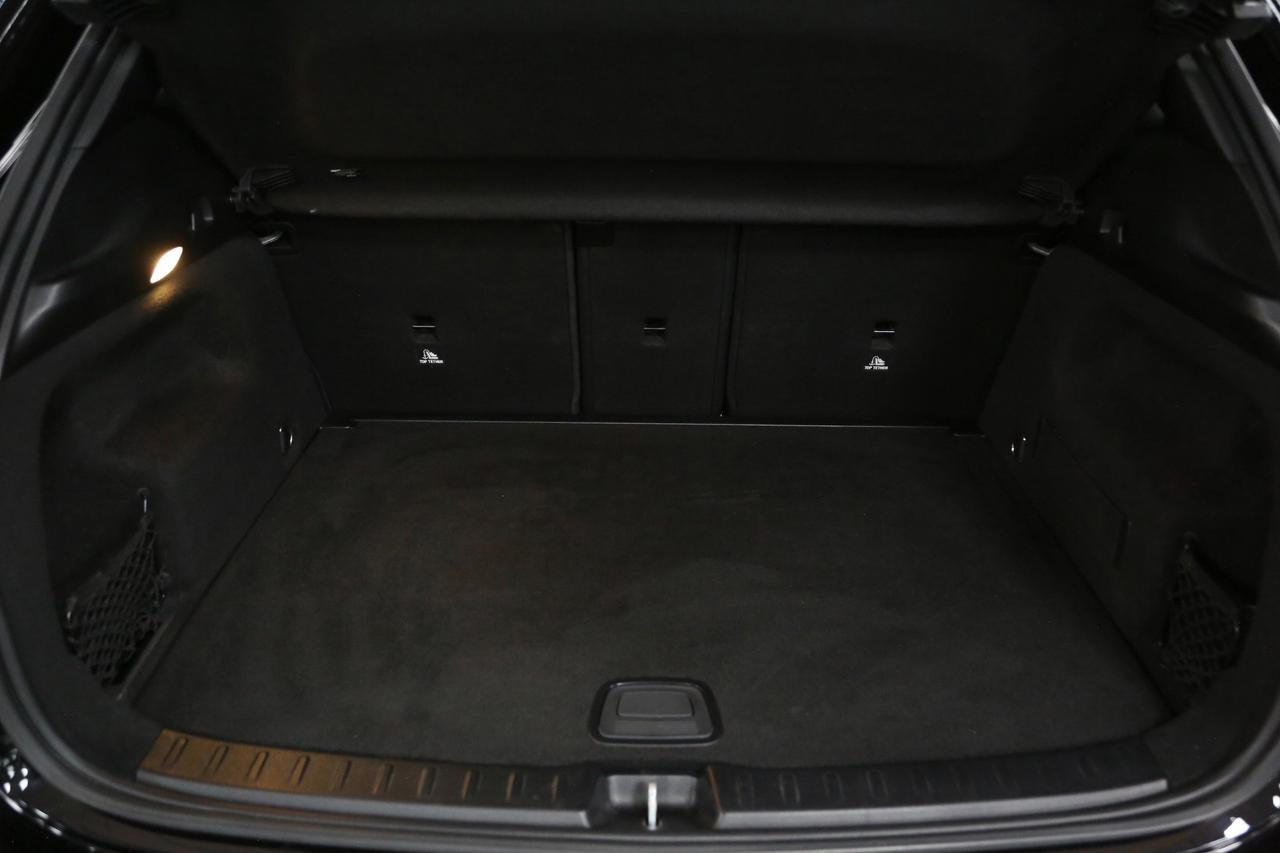 Mercedes GLA 180 d Automatic Premium AMG