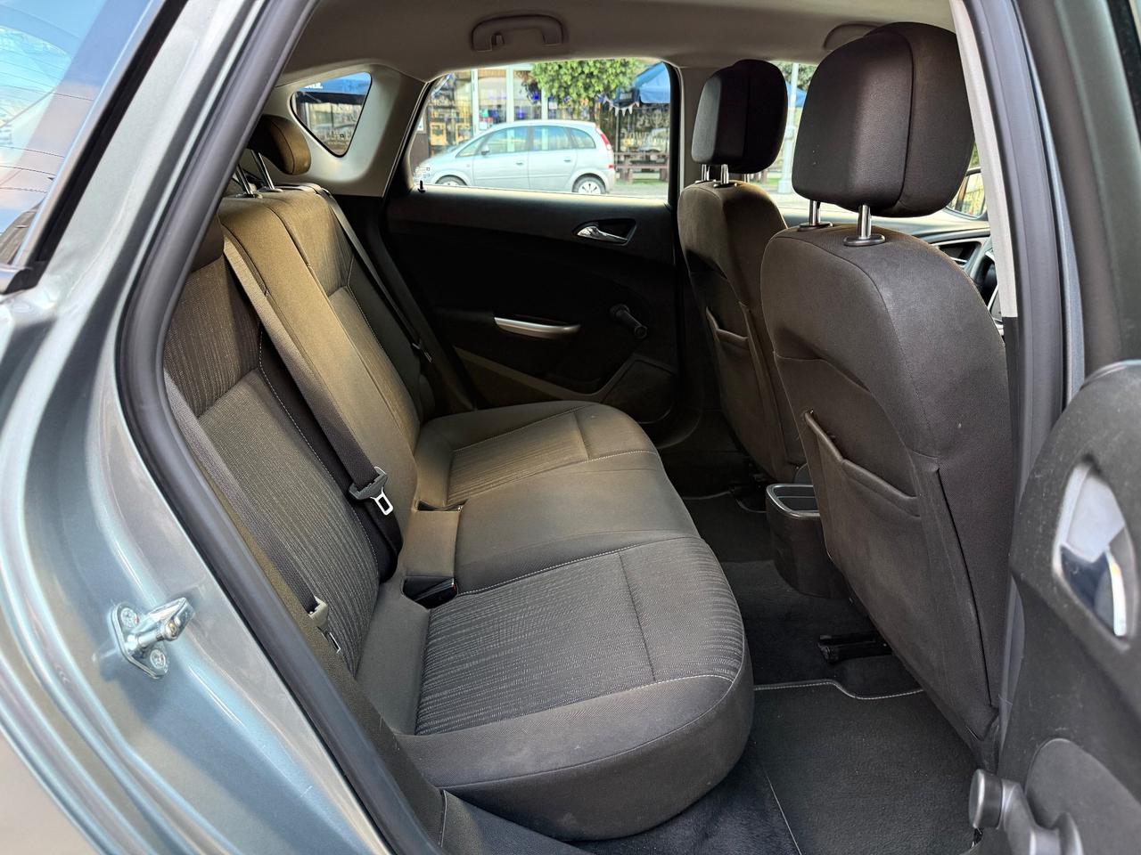 Opel Astra 1.7 CDTI Elective