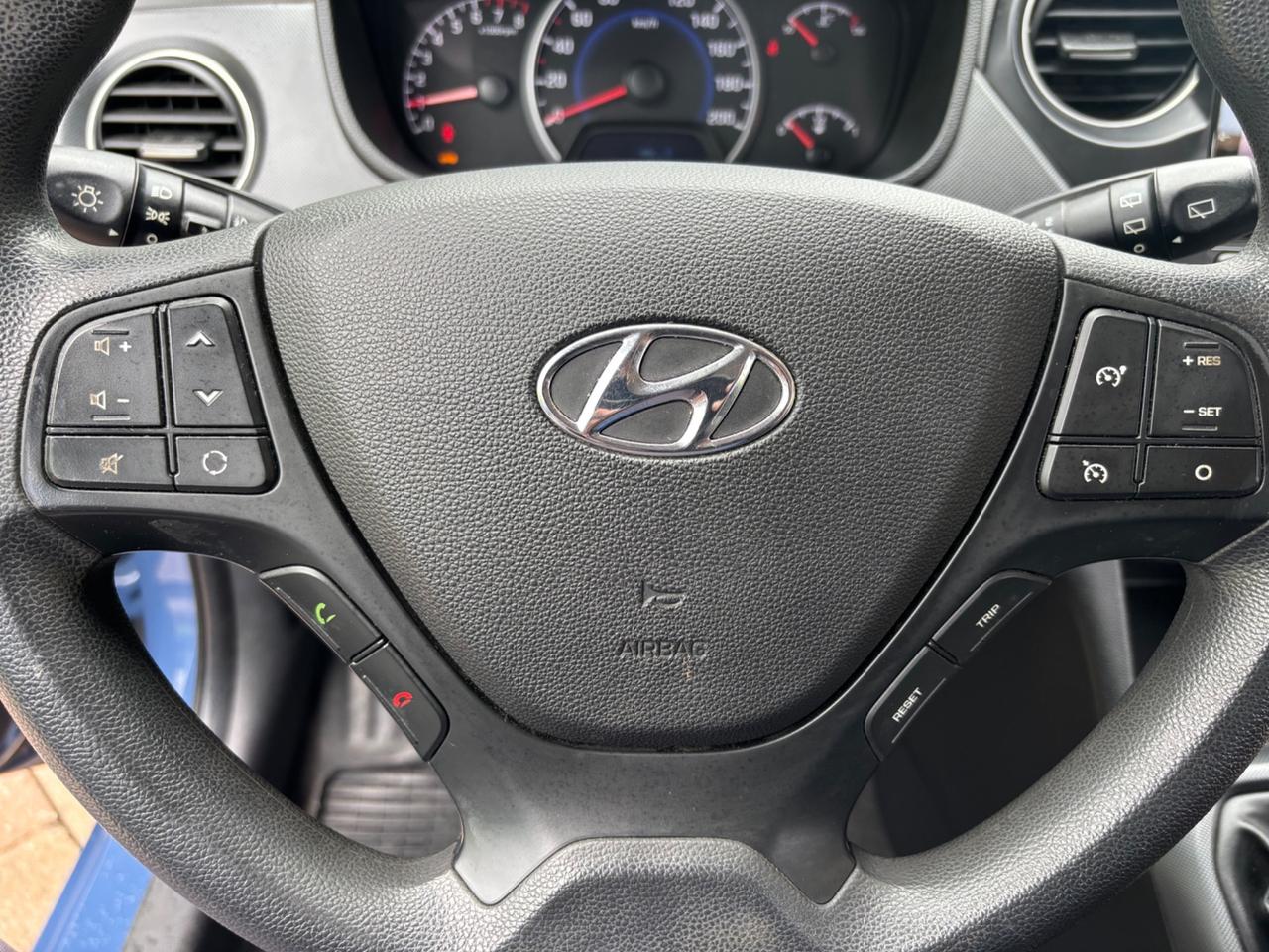 Hyundai i10 1.0 BENZINA 66 CV 5P