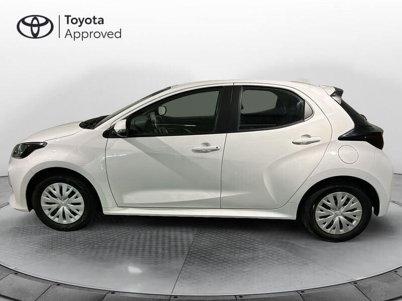 Toyota Yaris Yaris 1.0 5 porte Active + SENSORI DI PARCHEGGIO ANTERIORI