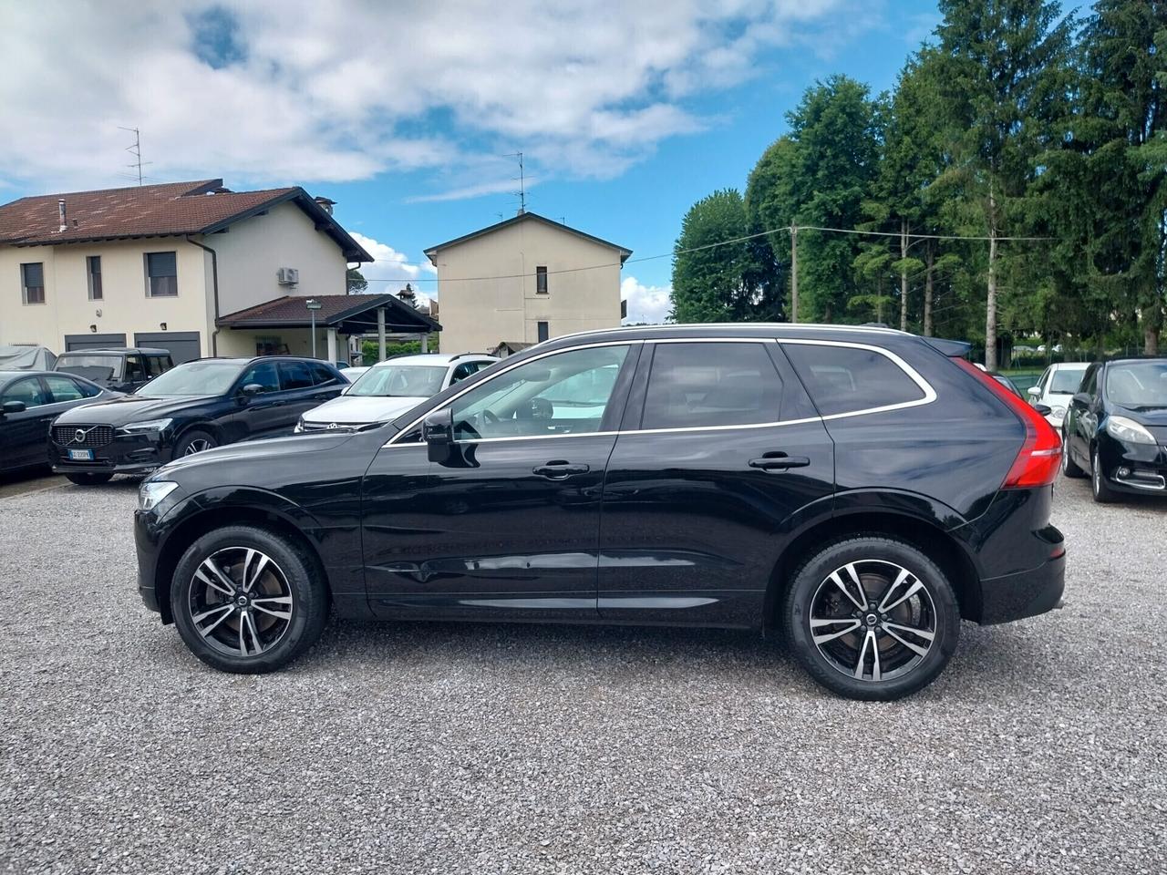 Volvo XC 60 XC60 B4 (d) AWD Geartronic Momentum