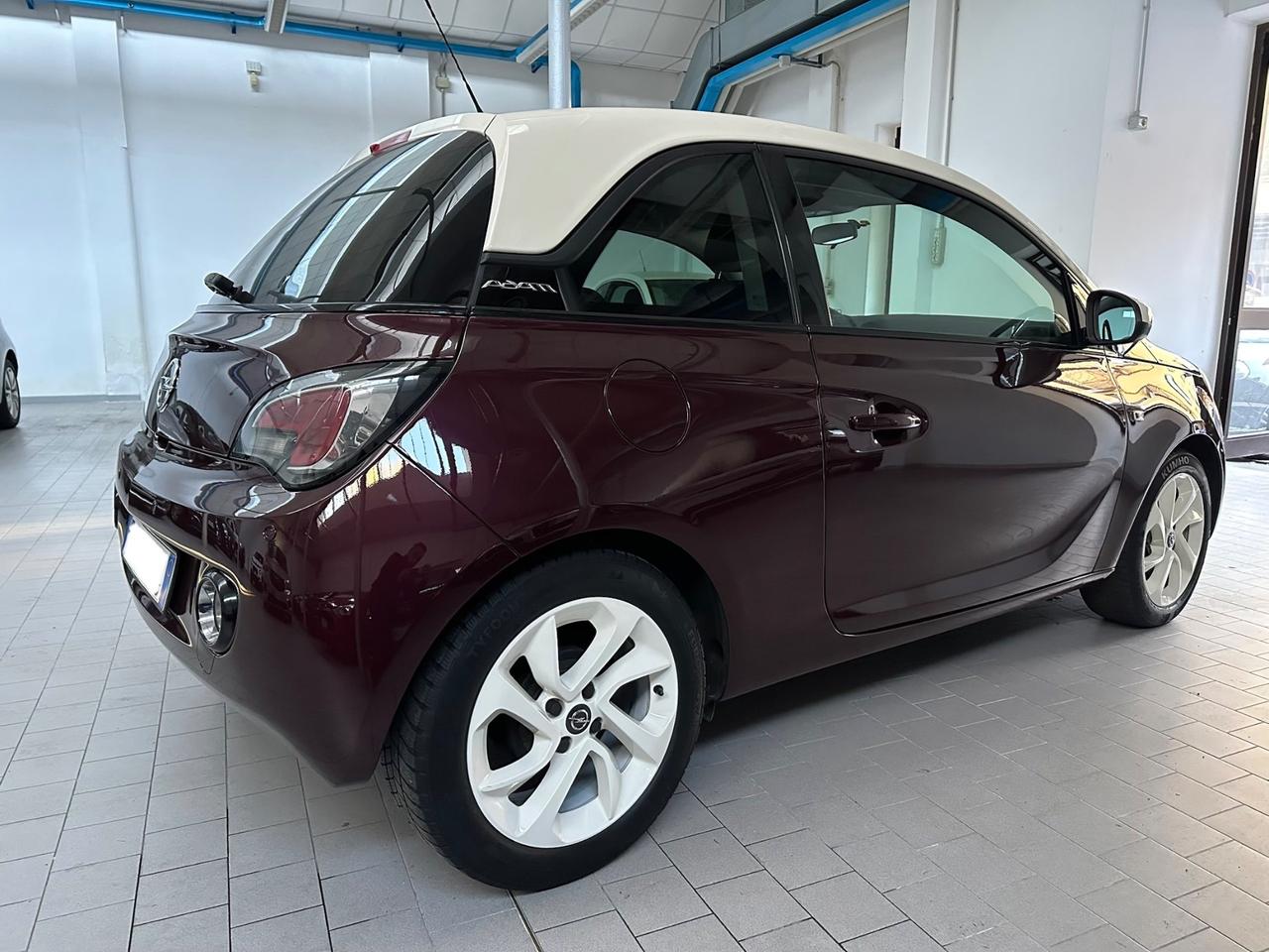 Opel Adam Rocks 1.2 70 CV