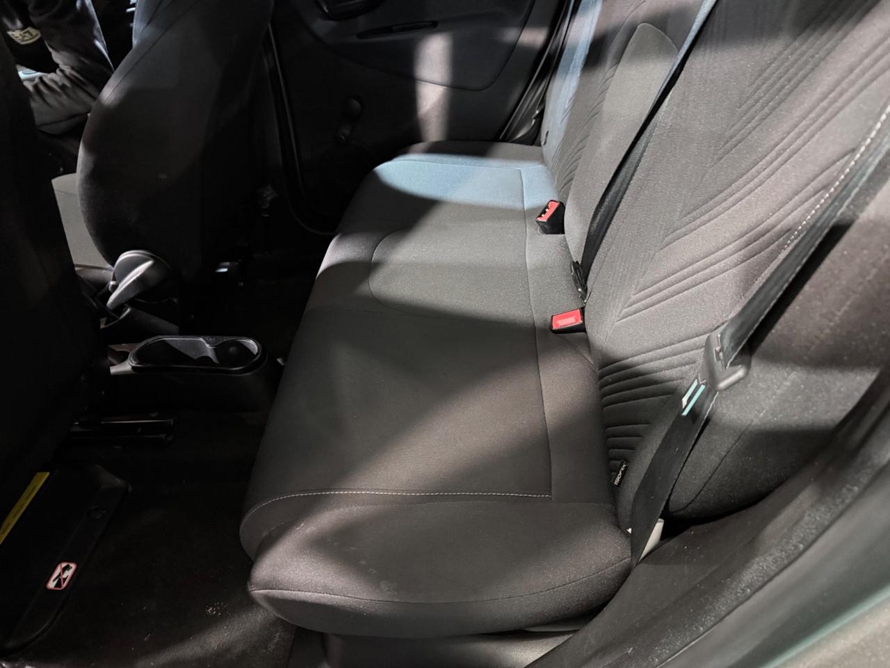 Lancia Ypsilon 1.0 FireFly 5 porte S&S Hybrid Ecochic UnYca