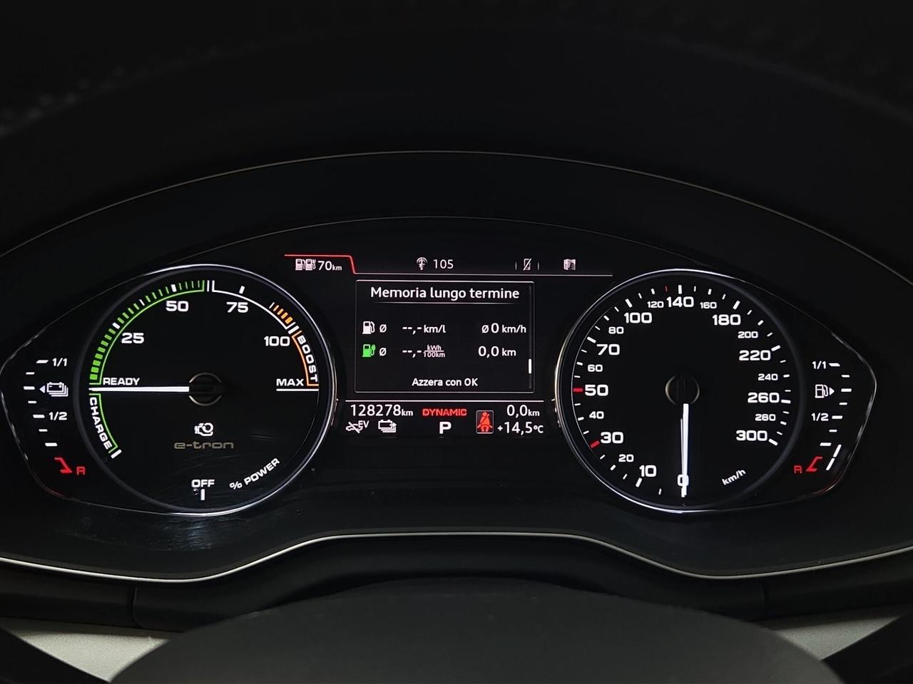 Audi Q5 55 TFSI e quattro S tronic line