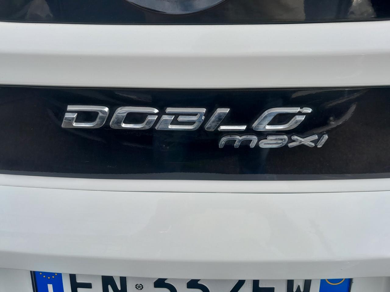 Fiat Doblo 1.6 MJT 16V 120CV Lounge Maxi