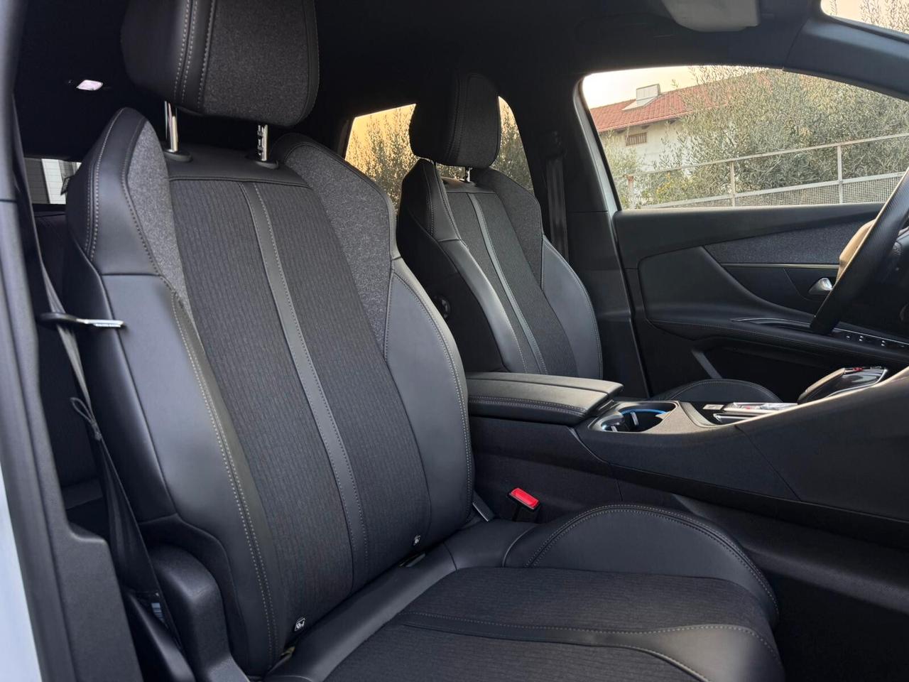 Peugeot 3008 BlueHDi 130 S&S EAT8 GT Line