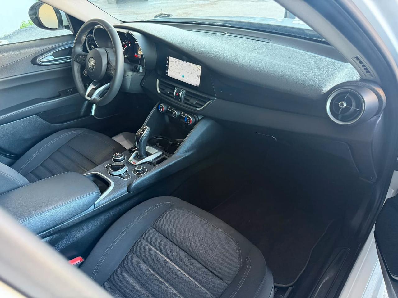 Alfa Romeo Giulia 2.2 Turbodiesel 160 CV AT8 Business