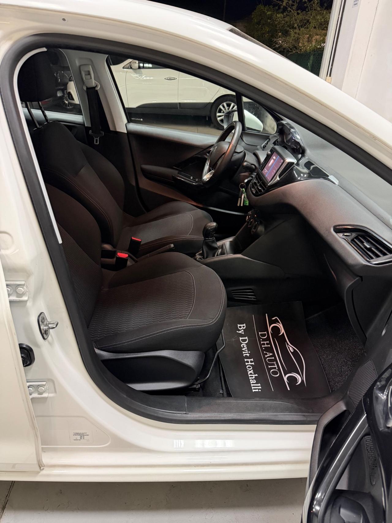 Peugeot 208 PureTech 82 Stop&Start 5 porte Allure