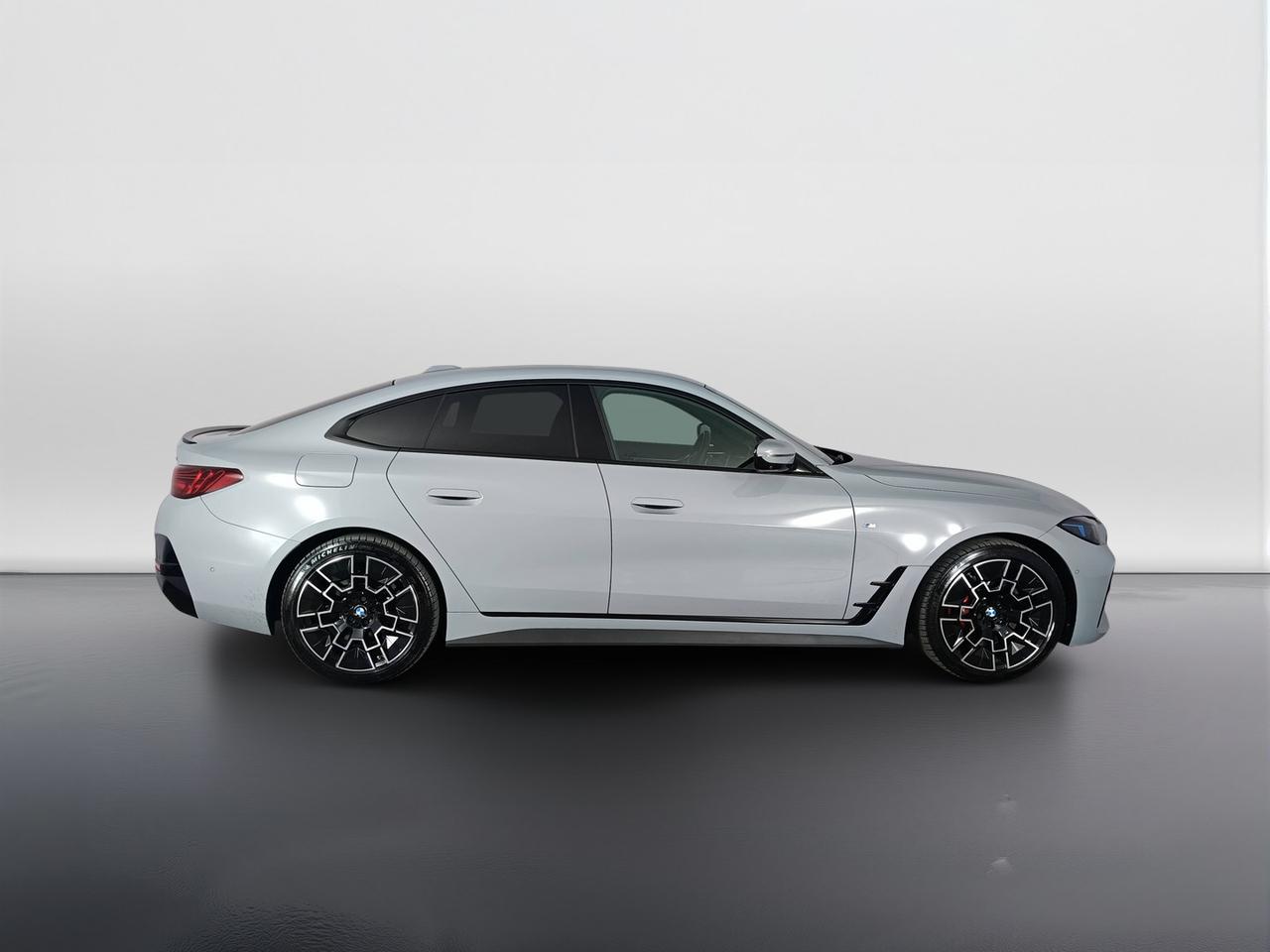 BMW Serie 4 G26 LCI 2024 Gran Coupe - 420d Gran Coupe mhev 48V x