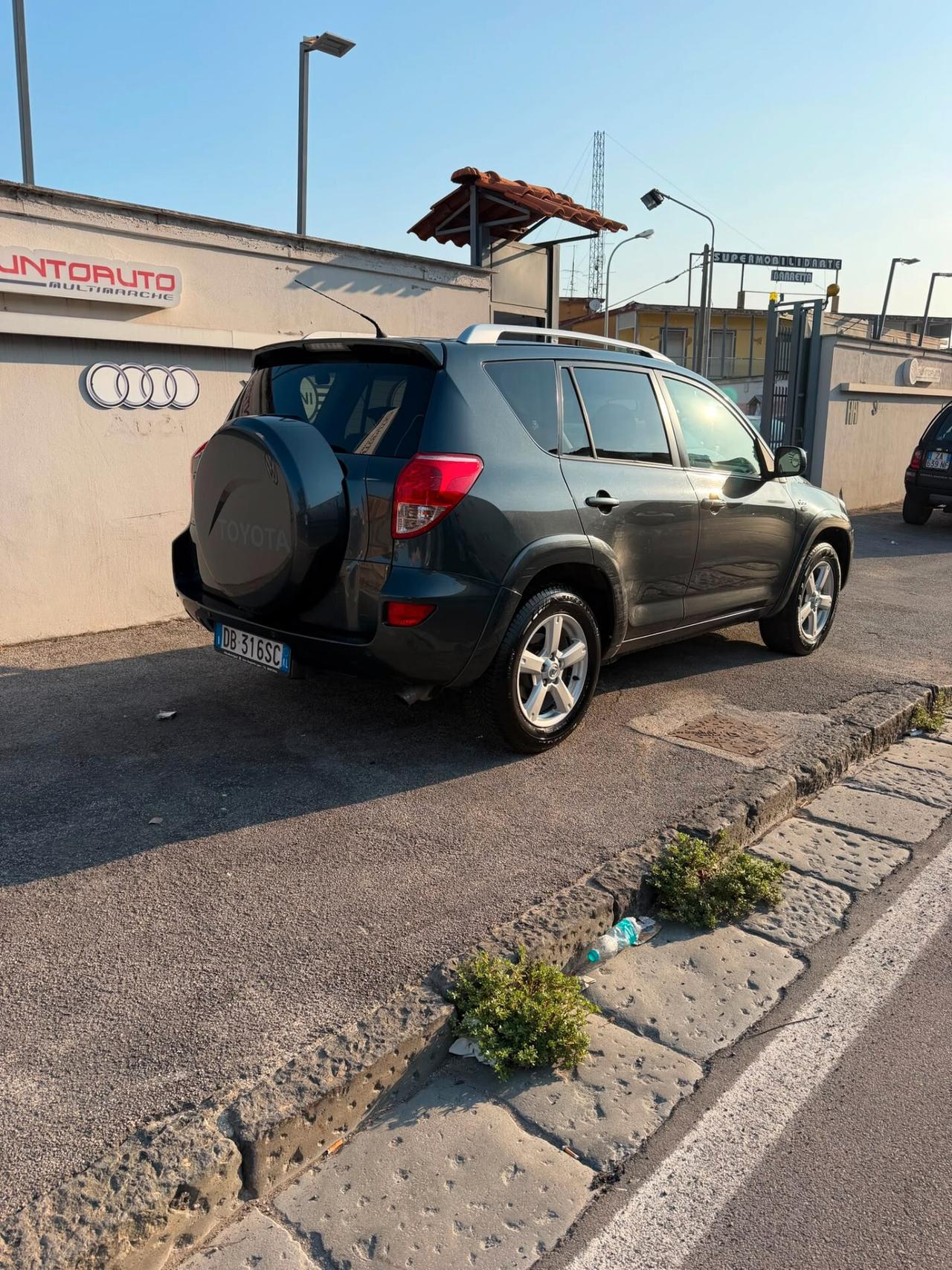 Toyota RAV 4 Rav4 III 2006 2.2 d-4d Luxury 177cv