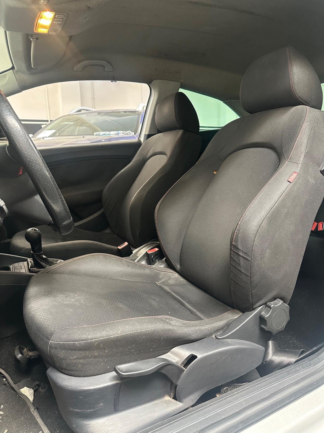 Seat Ibiza 1.6 TDI 105CV FR DPF 3p.