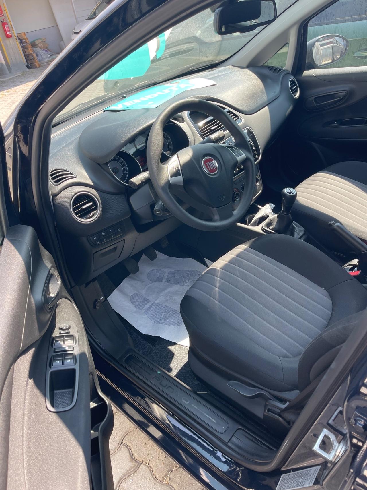 Fiat Punto 1.3 MJT II S&S 95 CV 5 porte Street