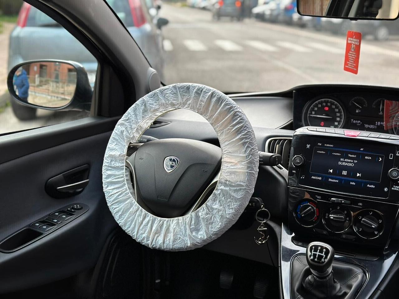 Lancia Ypsilon 1.2 69 CV 5 porte GPL Ecochic Gold