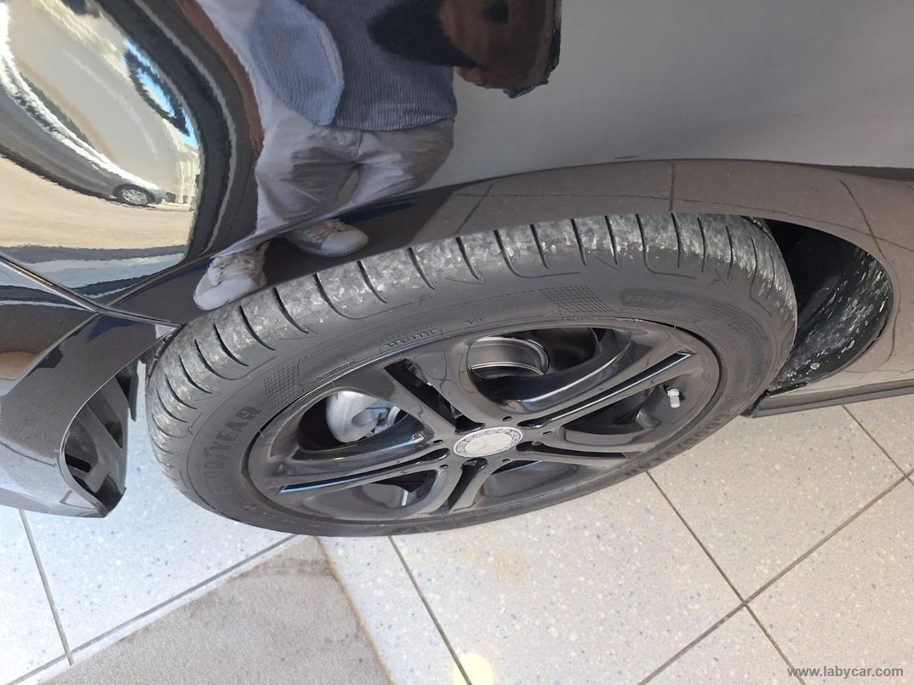 MERCEDES-BENZ A 160 CDI Sport