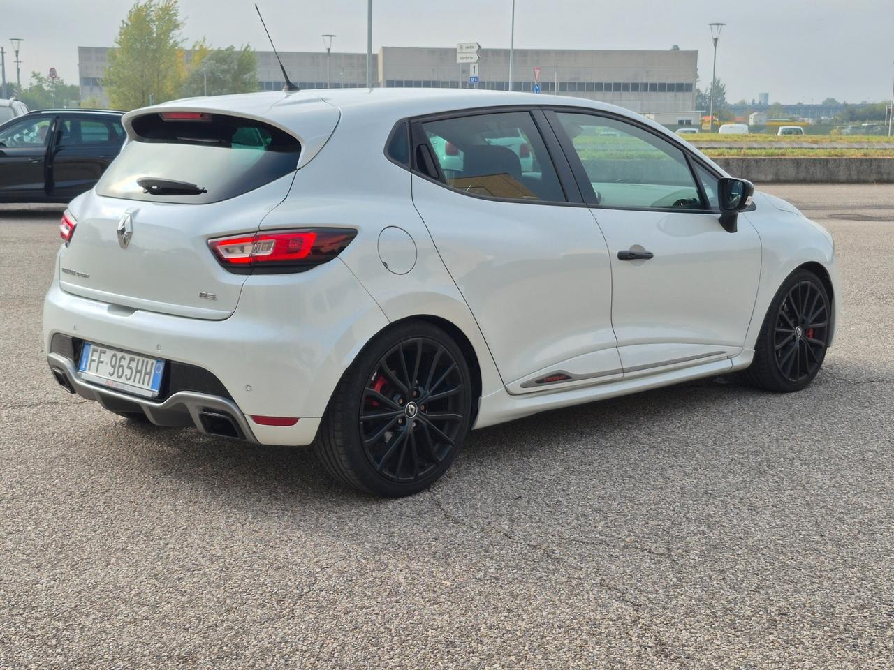 Renault Clio TCe 220CV EDC 5 porte Energy R.S. Trophy