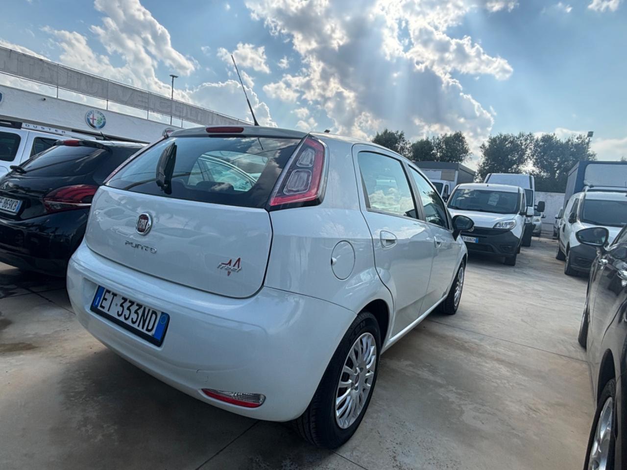 Fiat Punto 1.3 MJT II 75 CV 5 porte - 12/2013