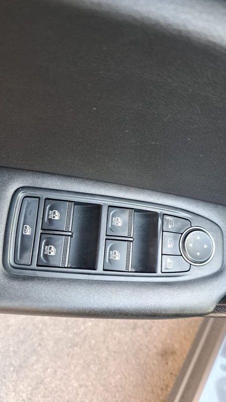 Renault Captur 1.5 dCi 115 CV CAMBIO AUTOMATICO