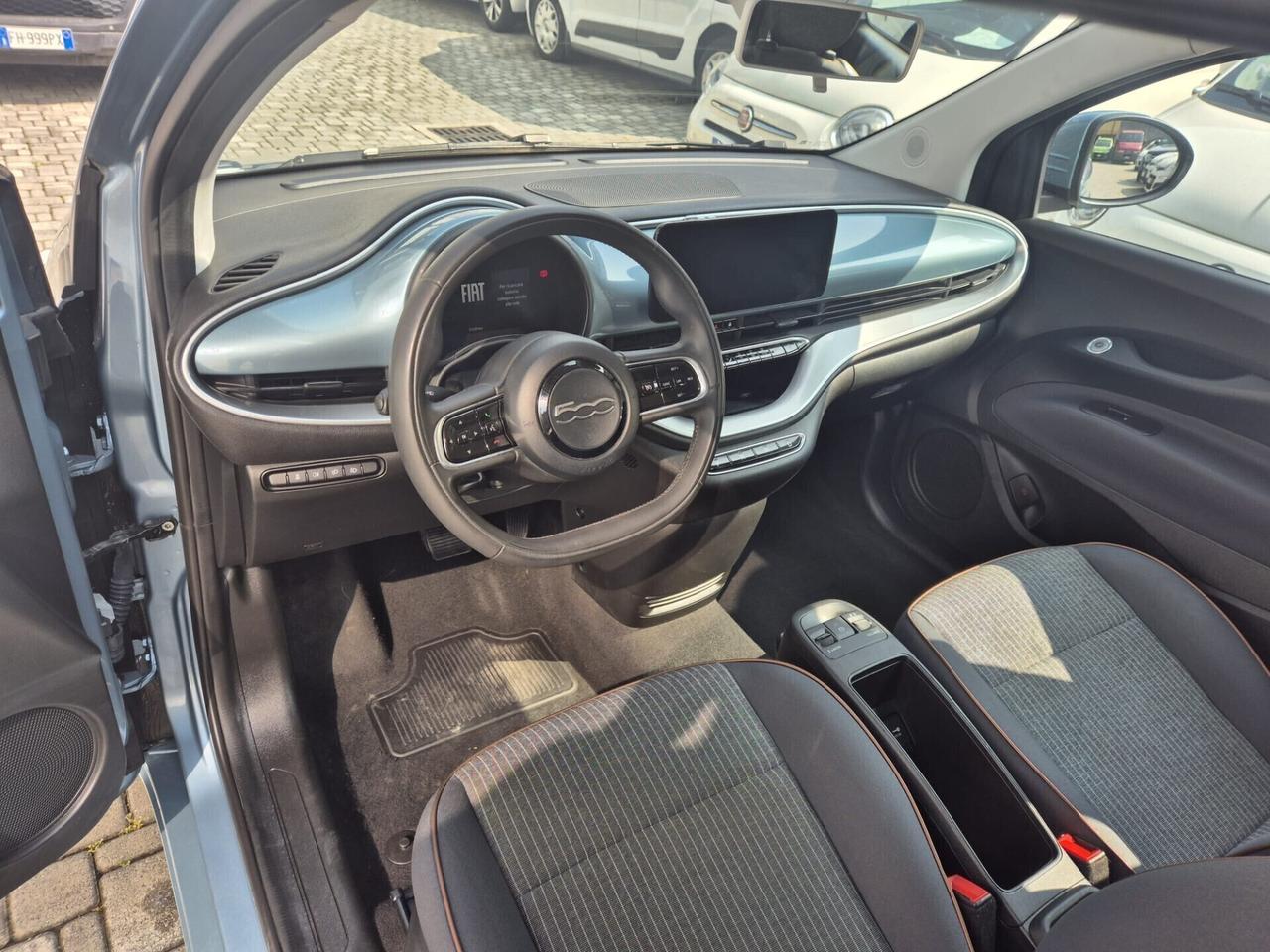 Fiat 500e 42 kWh Icon