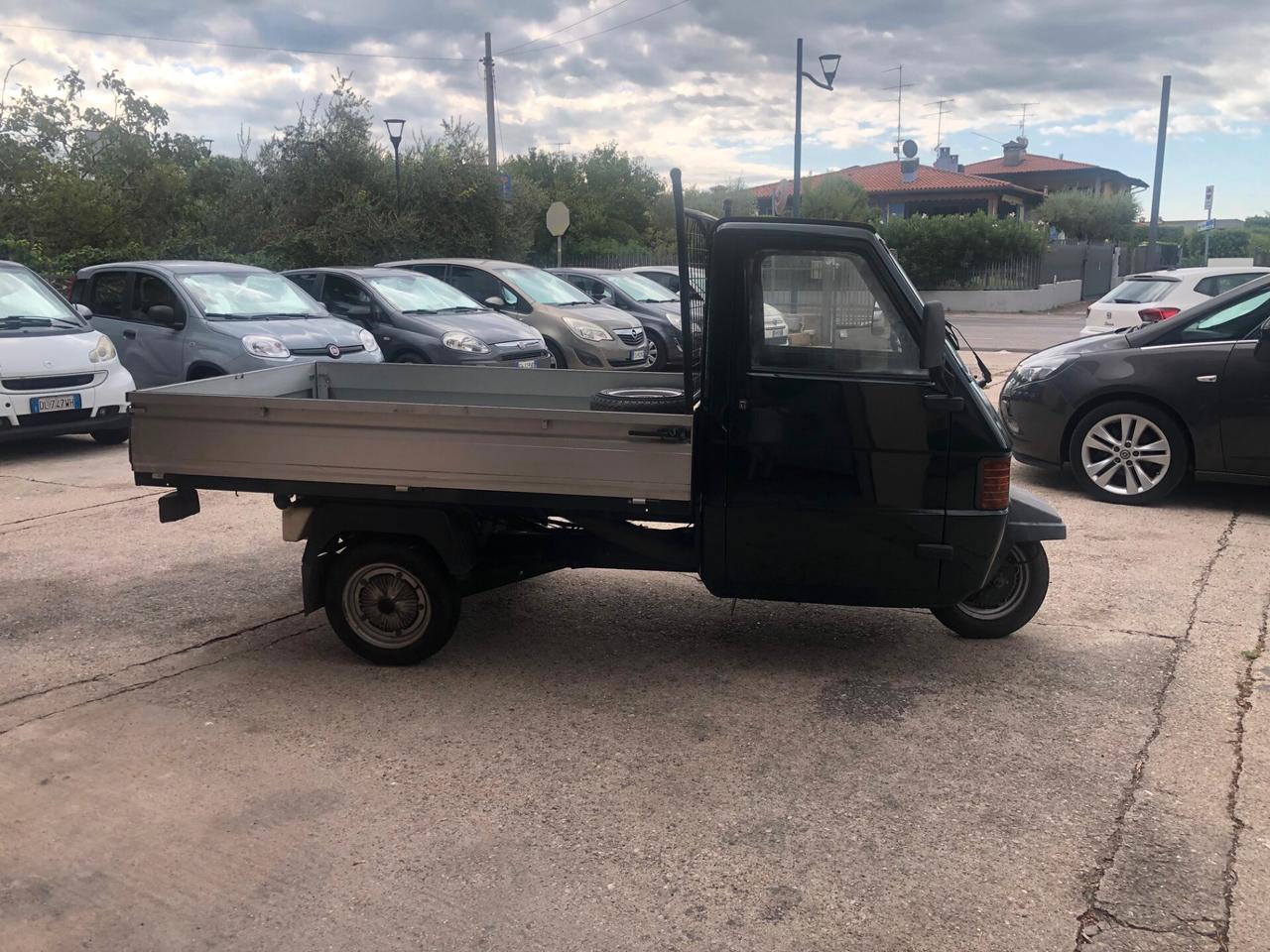 Piaggio Ape