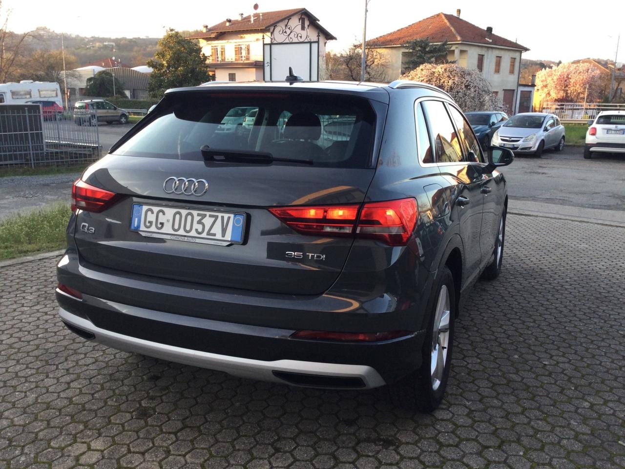 Audi Q3 35 TDI S tronic Business Advanced