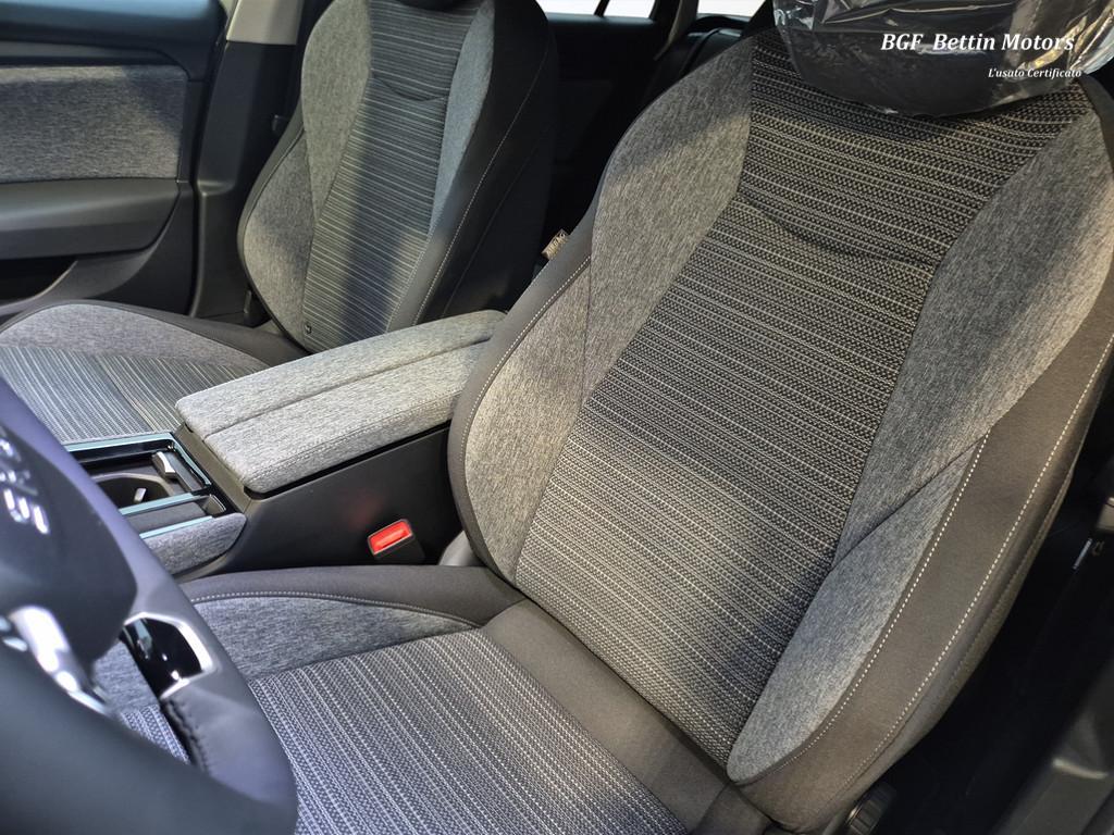 Skoda Superb Wagon 2.0 tdi Selection 150cv dsg