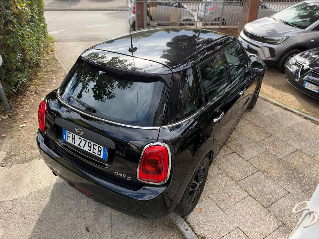 Mini 1.5 One D Hype 5 porte Neopatentati