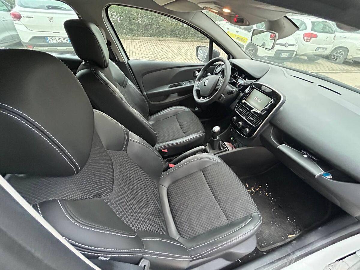 Renault Clio 0.9 tce Moschino Intens Gpl 90cv