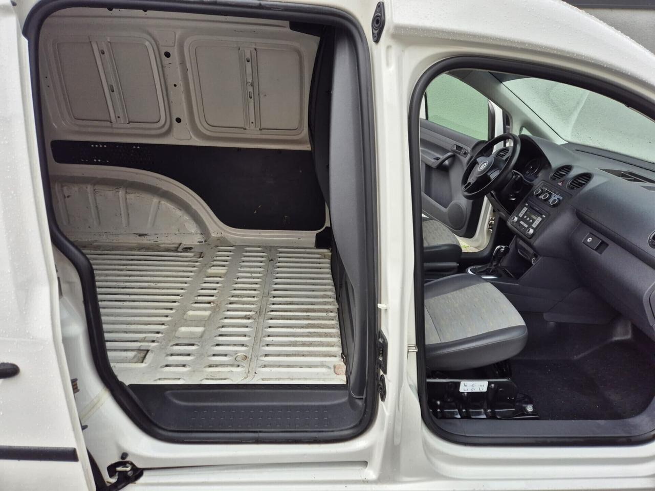 Volkswagen Caddy 1.6 TDI 102 CV CAMBIO AUTOMATICO