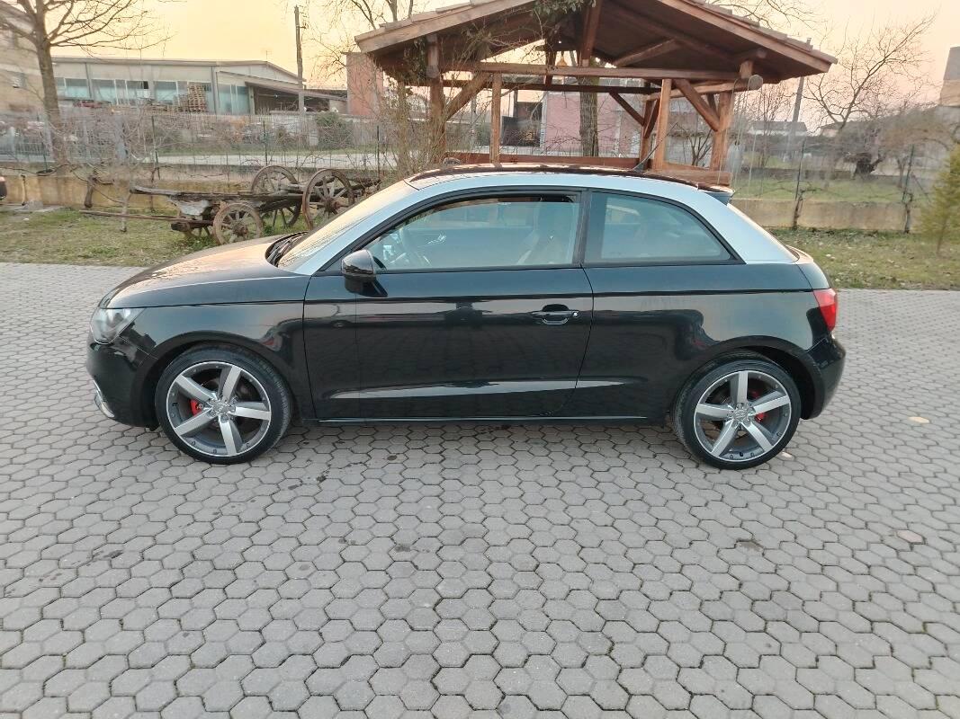 Audi A1 1.2 tfsi Attraction c clima
