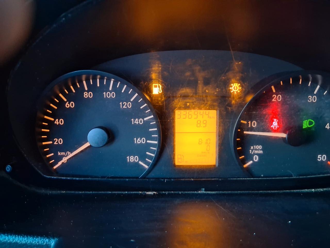 Mercedes Benz sprinter 412