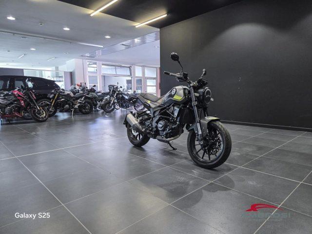 BENELLI Leoncino 250